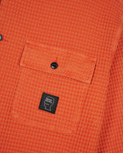 Cargar imagen en el visor de la galería, BRIANDEAD WAFFLE BUTTON FRONT SHIRT
