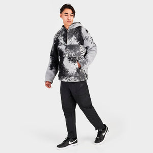 NIKE ESSENTIALS SPORT SHERPA