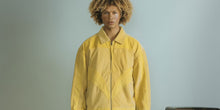 Cargar imagen en el visor de la galería, HONOR THE GIFT COURDURY JACKET
