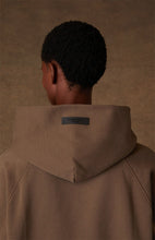 Cargar imagen en el visor de la galería, FEAR OF GOD ESSENTIALS HOODIE
