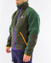 Cargar imagen en el visor de la galería, NIKE JACKET WINTER
