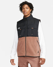 Cargar imagen en el visor de la galería, JORDAN JUMPMAN VEST
