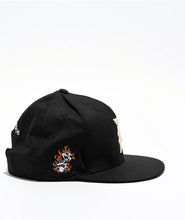 Cargar imagen en el visor de la galería, PRIMITIVE HAT
